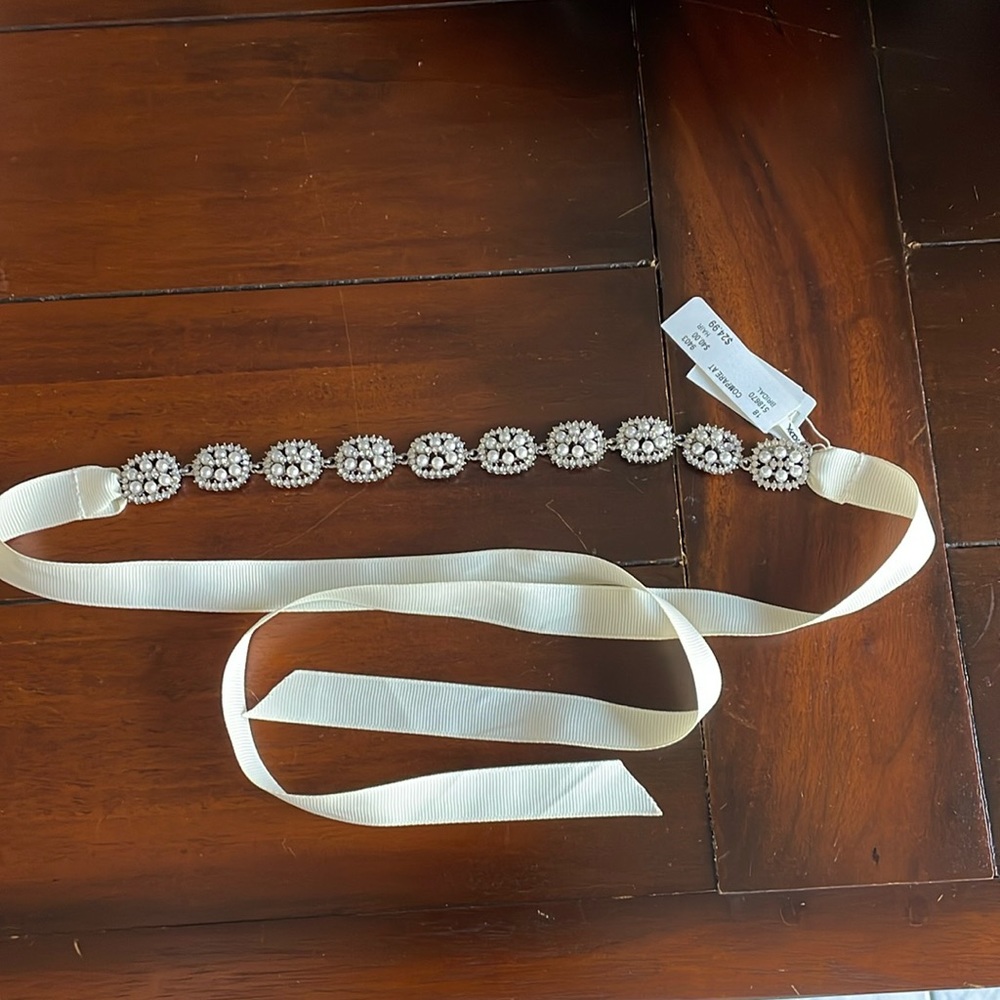 Bridal headband faux pearl and rhinestones Natasha NWT